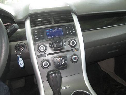 Used 2012 Ford Edge SE FWD image 15