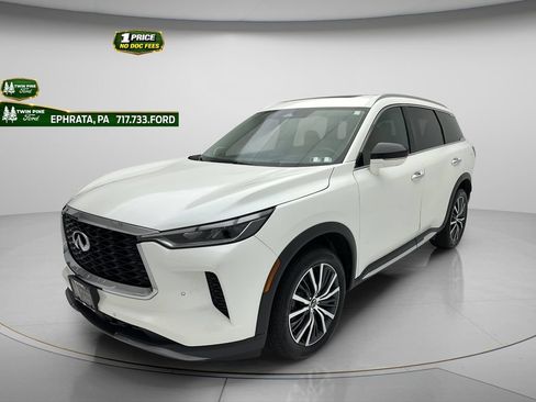 Used 2024 INFINITI QX60 Sensory AWD/4WD image 3