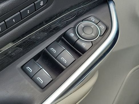 Used 2020 Cadillac XT4 Premium Luxury FWD image 21