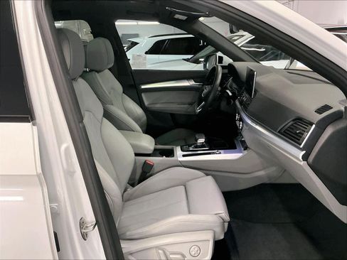 Certified 2024 Audi Q5 2.0T Premium Plus w/ Premium Plus Package image 10