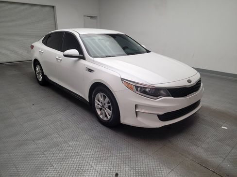 Used 2018 Kia Optima LX FWD image 13