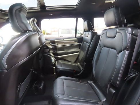 Used 2023 Jeep Grand Cherokee L Overland w/ Advanced Protech Group III image 23