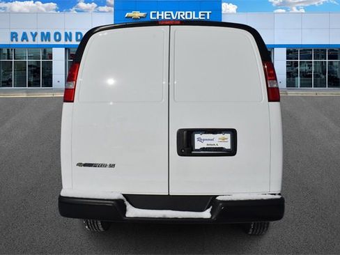 New 2025 Chevrolet Express 2500 Work Van w/ Driver Convenience Package image 4
