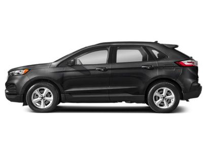 Used 2023 Ford Edge SE