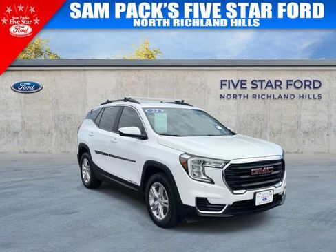 Used 2022 GMC Terrain SLE w/ Driver Convenience Package FWD image 2