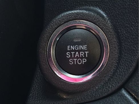 Certified 2025 Subaru Outback Touring XT image 17