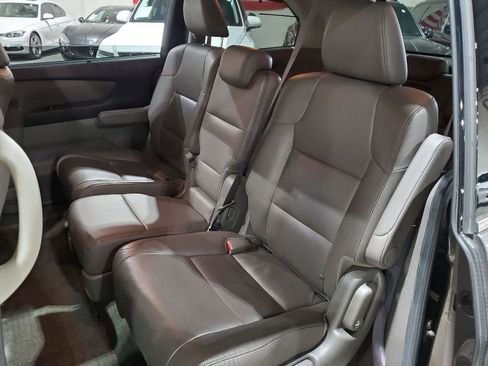 Used 2014 Honda Odyssey Touring image 24