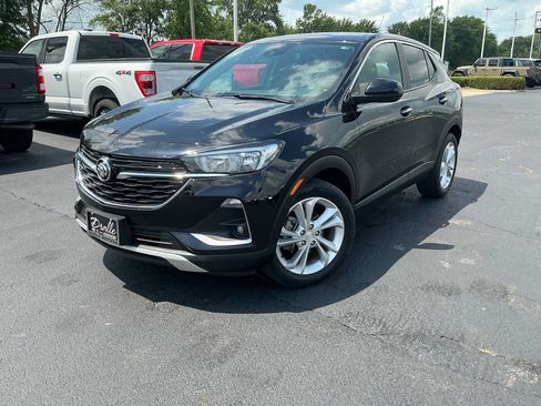Used 2022 Buick Encore GX Preferred w/ Cold Weather Comfort Package FWD image 3