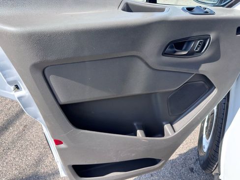 Used 2023 Ford Transit 250 148 High Roof Extended image 9