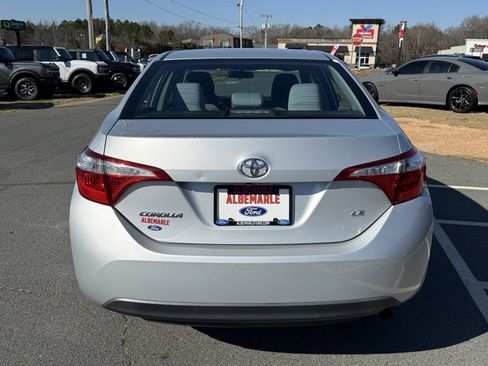 Used 2016 Toyota Corolla L image 4