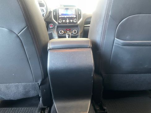 Used 2018 Subaru Crosstrek 2.0i Limited AWD/4WD image 30
