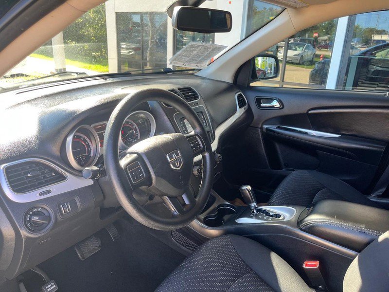 Used 2018 Dodge Journey SE w/ Blacktop Package FWD image 13