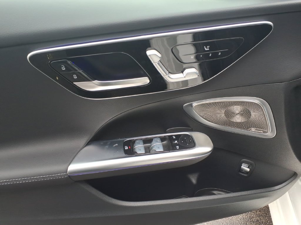 Certified 2026 Mercedes-Benz C 300 4MATIC Sedan image 12