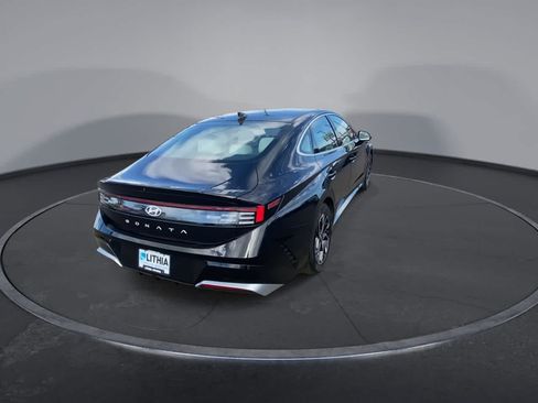 Used 2025 Hyundai Sonata SEL FWD image 8