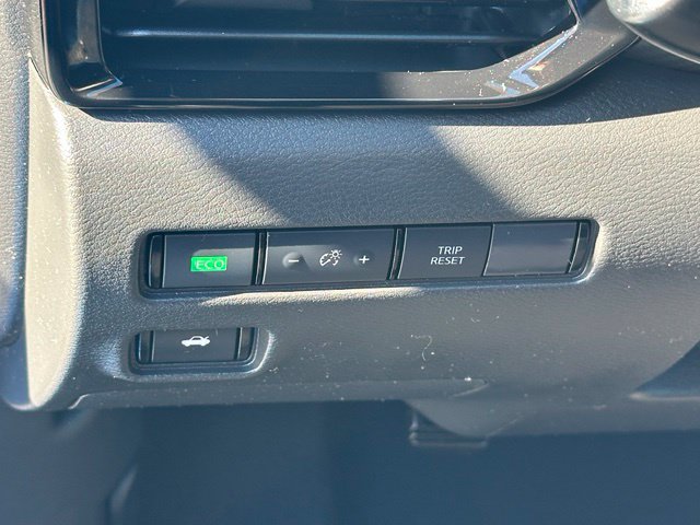Certified 2025 Nissan Sentra SV w/ All-Weather Package FWD image 18