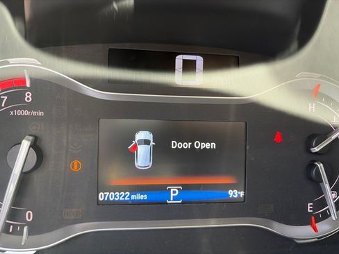 Used 2018 Honda Pilot EX-L image 2