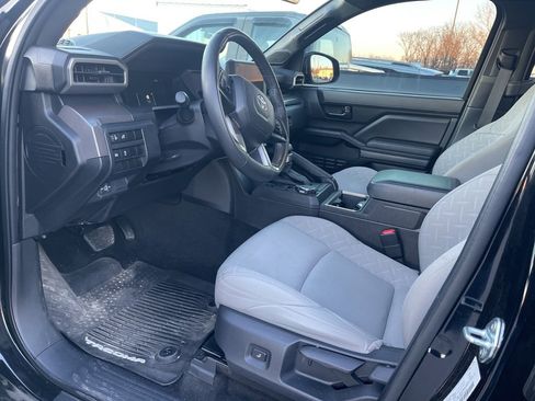 Used 2024 Toyota Tacoma SR5 image 8