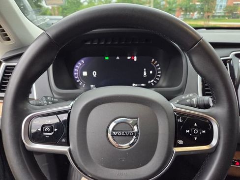 Used 2023 Volvo XC90 B5 Plus AWD/4WD image 23