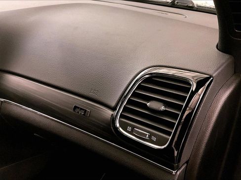 Used 2021 Jeep Grand Cherokee 80th Anniversary w/ Quick Order Package 28K 80th image 15