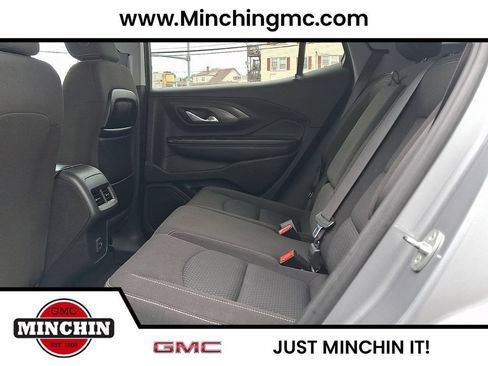 Certified 2023 GMC Terrain SLE w/ Driver Convenience Package AWD/4WD image 10