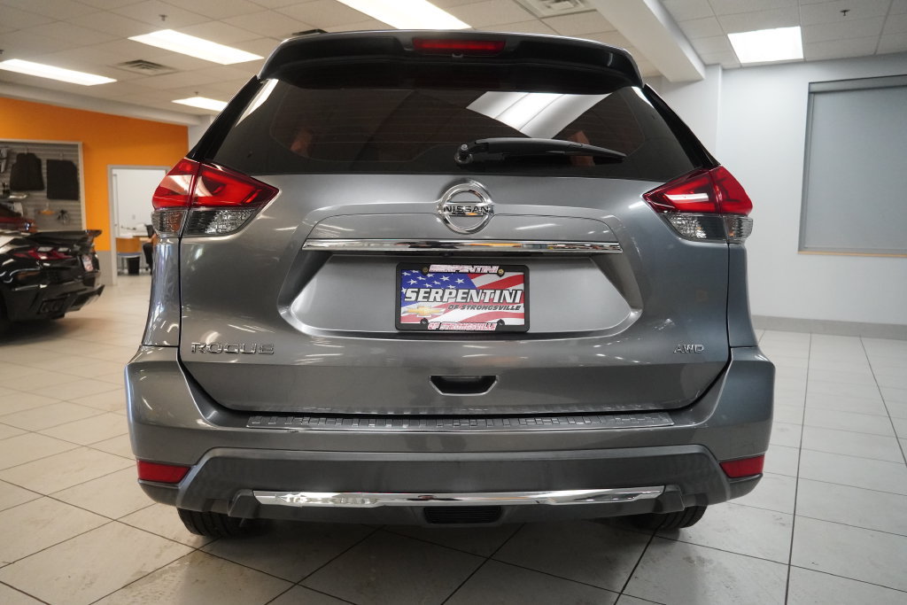 Used 2019 Nissan Rogue S AWD/4WD image 16