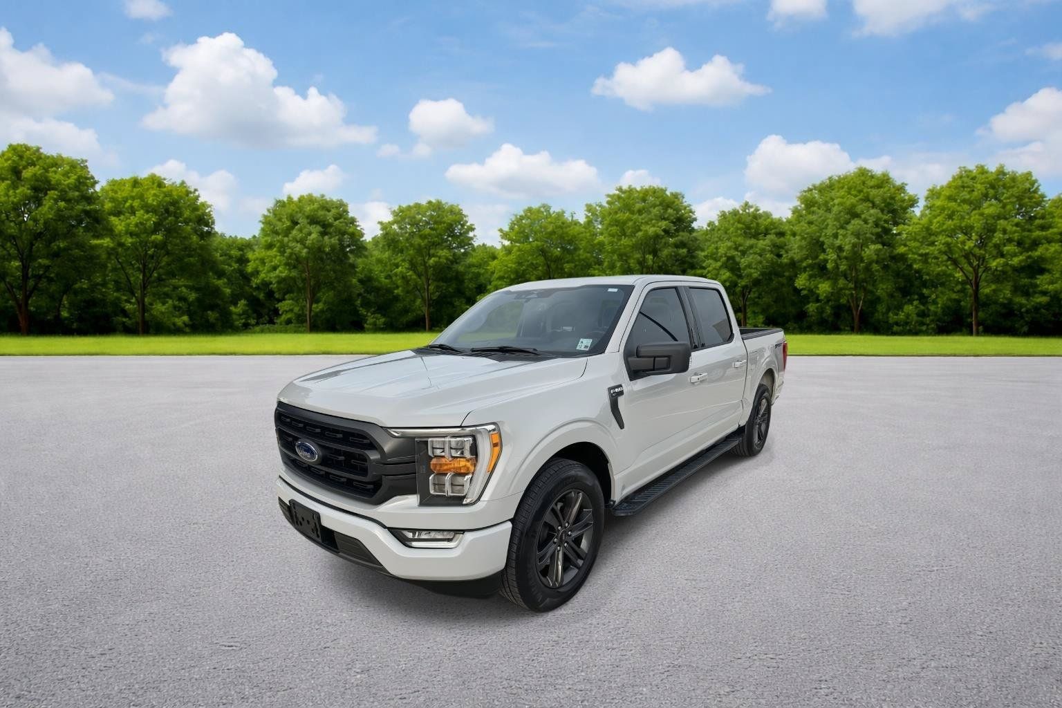 Used 2023 Ford F150 XLT w/ Equipment Group 302A High RWD image 3