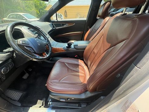 Used 2016 Lincoln MKX Reserve w/ Equipment Group 102A AWD/4WD image 6