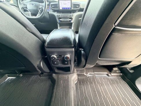 Used 2020 Ford Explorer ST AWD/4WD image 34