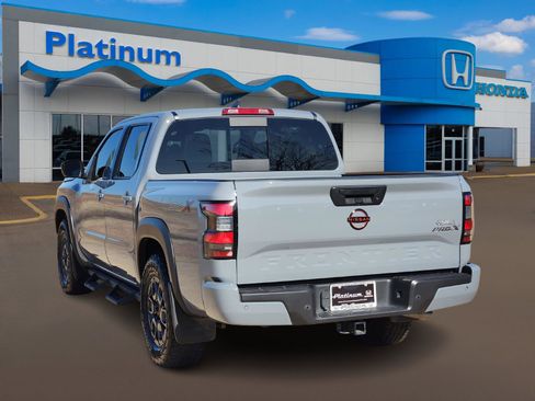 Used 2023 Nissan Frontier Pro-X w/ Pro-X Premium Package image 5