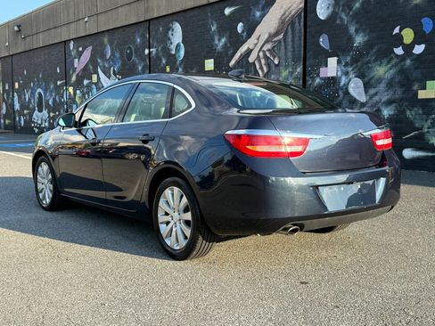 Used 2015 Buick Verano FWD image 12