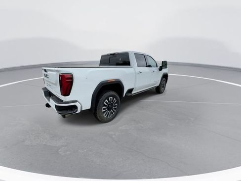 Used 2024 GMC Sierra 2500 Denali Ultimate image 8