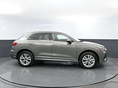 Used 2025 Audi Q3 2.0T Premium w/ Convenience Package AWD/4WD image 4