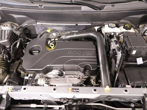 Used 2024 Chevrolet Equinox LT image 19