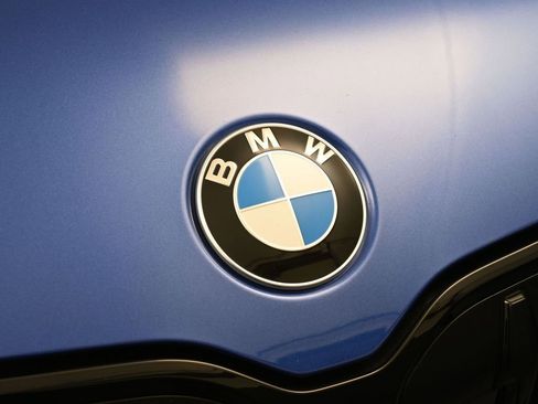 Used 2024 BMW X1 xDrive28i w/ Premium Package image 13