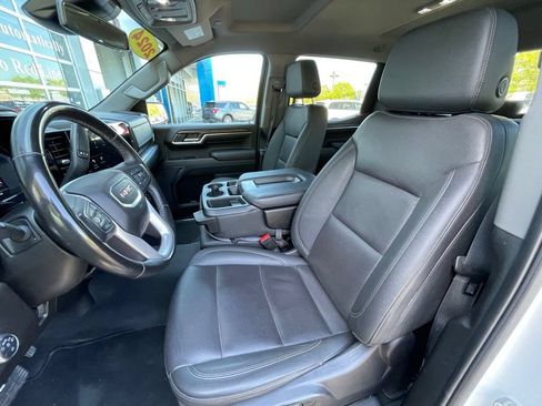 Used 2024 GMC Sierra 1500 SLT AWD/4WD image 23