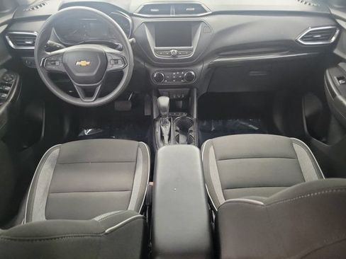 Used 2022 Chevrolet TrailBlazer LT FWD image 14