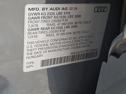 Used 2024 Audi Q3 2.0T Premium w/ Convenience Package AWD/4WD image 39