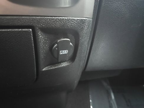 Used 2021 RAM 1500 Classic Warlock w/ Luxury Group image 31