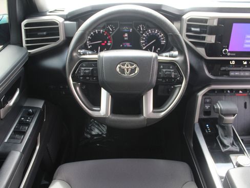 Used 2022 Toyota Tundra SR5 image 5