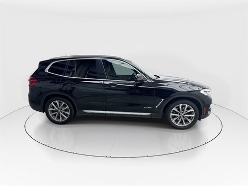 Used 2018 BMW X3 xDrive30i image 9