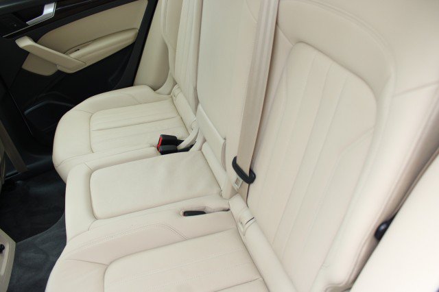 Used 2019 Audi Q5 2.0T Premium Plus w/ Premium Plus Package AWD/4WD image 30