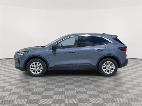 Certified 2023 Ford Escape Active AWD/4WD image 2