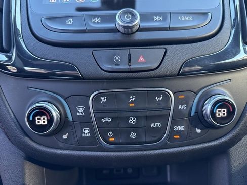 Used 2024 Chevrolet Equinox RS image 18