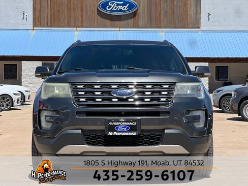 Used 2016 Ford Explorer Limited w/ Class II Trailer Tow Package FWD image 2