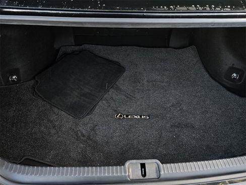 Used 2023 Lexus ES 300h w/ Premium Package image 33