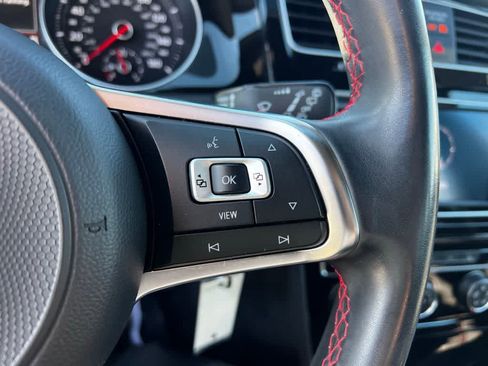 Used 2021 Volkswagen GTI S image 31