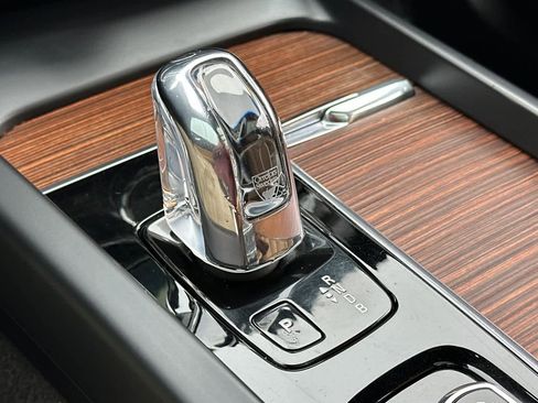 Used 2019 Volvo XC60 T8 Inscription w/ Protection Package Premier image 21