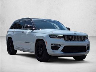 Used 2022 Jeep Grand Cherokee Summit AWD/4WD video 3