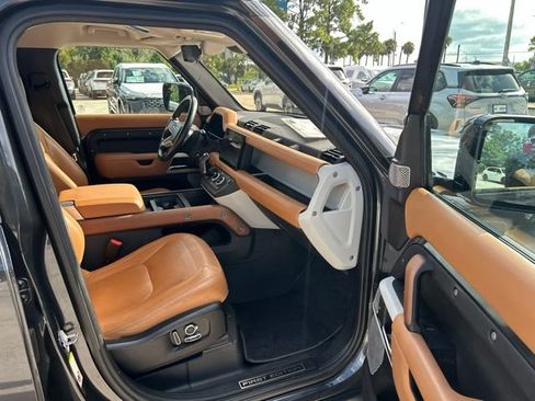 Used 2023 Land Rover Defender 130 First Edition AWD/4WD image 10