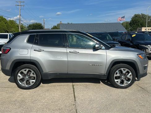 Used 2019 Jeep Compass Limited AWD/4WD image 4